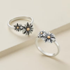 Blooming Daisies Ring