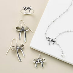 Delicate Bow and Heart Lariat Necklace