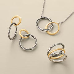 Connected Circles Ring Set