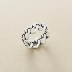 Chain of Hearts Ring